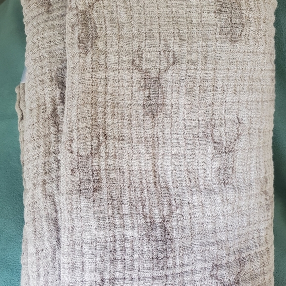 Limited Edition Itzy Ritzy Swaddle - Picture 2 of 7